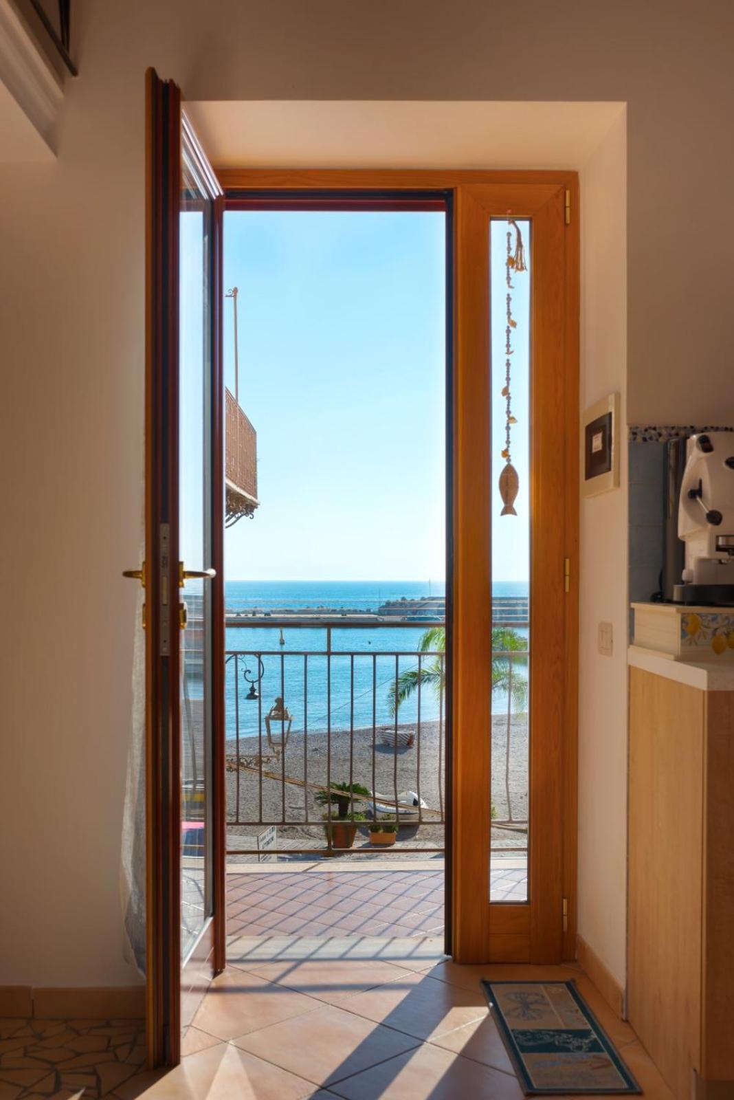 צ'טארה Casa Vacanze "Il Baffo E Il Mare" מראה חיצוני תמונה